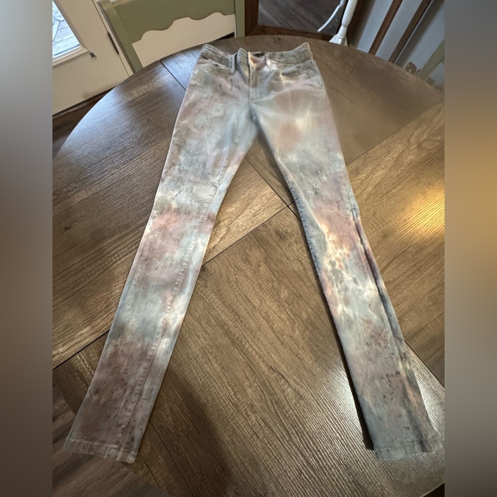 Joe’s Jean’s The Skinny Tie Die Washed Jeans Size 26